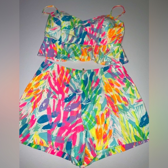 Lilly Pulitzer NWT Linnea Peplum Top & Shorts Set Sparkling Sands Size 2 🦄 - Picture 8 of 9